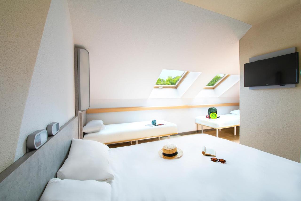 Ibis Budget Grenoble Voreppe Exterior photo
